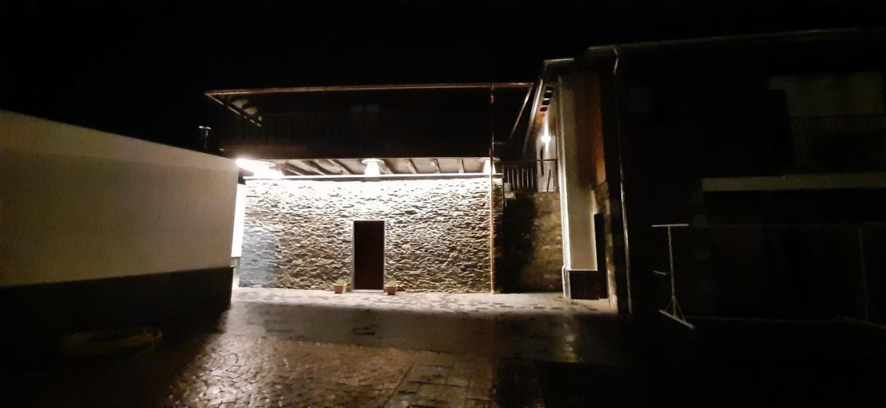 El Rato Apartamentos Rurales Navia Exterior foto
